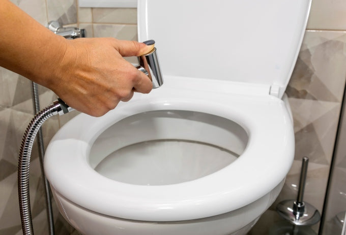 How to Use a Bidet: Step-by-Step Beginner Guide - MyHomeware