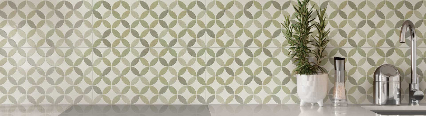 Mixed Colour Tiles with Modern Kitchen Decoration
