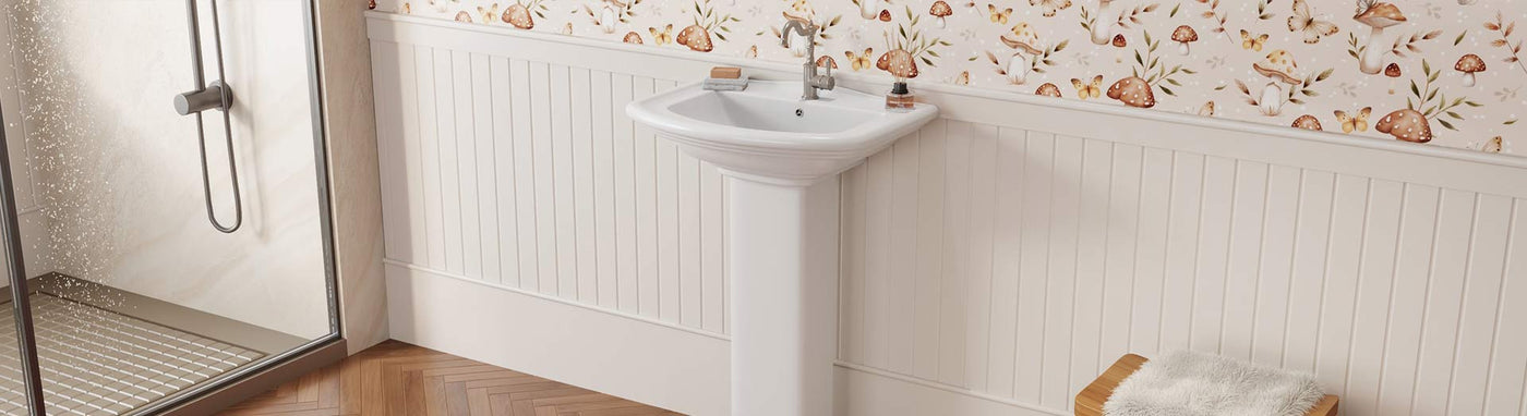 White pedestal basin in a vintage-style bathroom