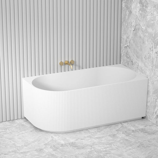 1500/1700 毫米布莱顿凹槽右角背靠墙浴缸哑光白色无溢流