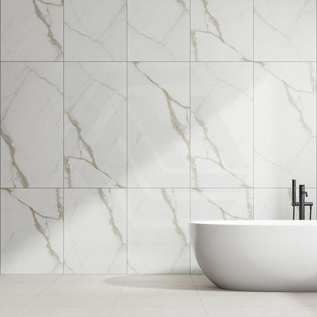 Calacatta Warm SilkTec Marble Look 300/600/1200mm Tile