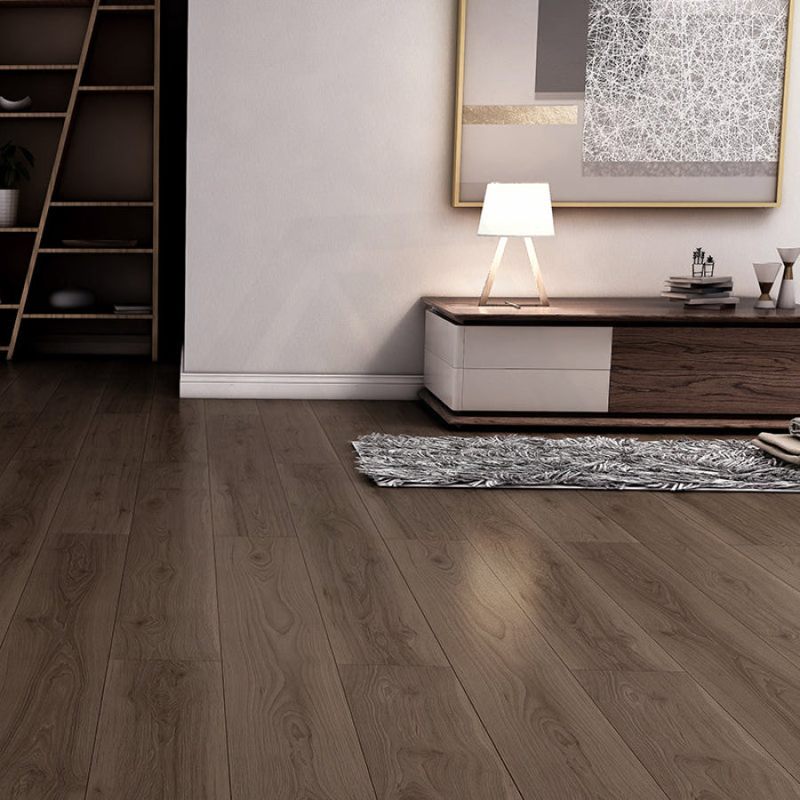 Oak Step Laminate Flooring American Walnut 1520X196X12Mm