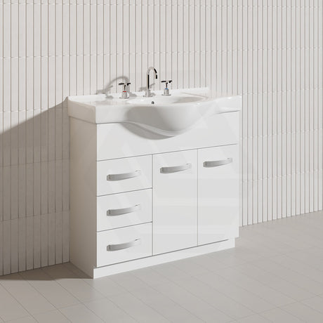 Fienza 900mm Freestanding Kickboard Vanity MDF Board Solid Door with Single Bowl Ceramic Top - Gloss White