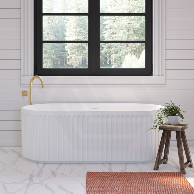 Fienza Eleanor Acrylic Oval Freestanding Bathtub with Overflow 1500/1700mm - Gloss White