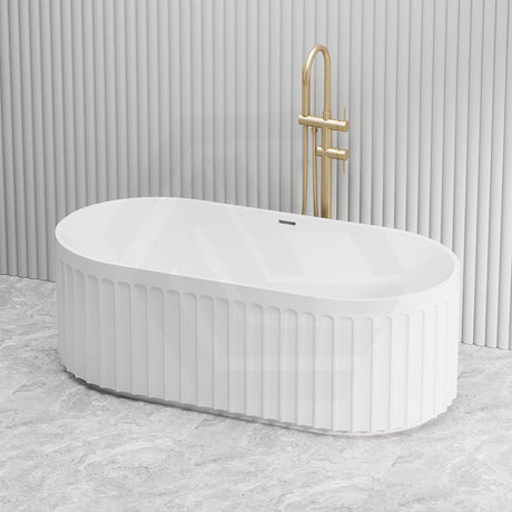Fienza Eleanor 1500/1700mm Acrylic Oval Freestanding Bathtub with Overflow Gloss White