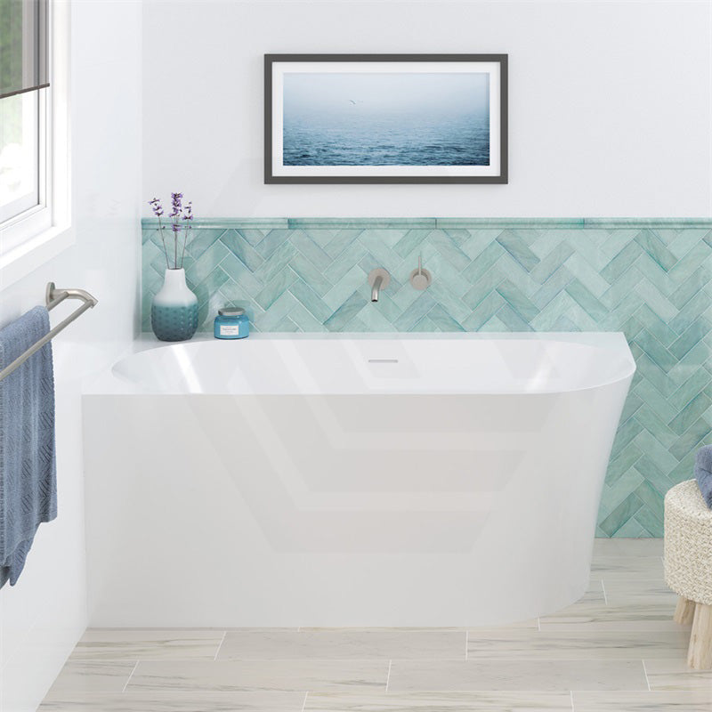 Fienza Chloe 1400mm Gloss White Acrylic Corner Bathtub with Overflow