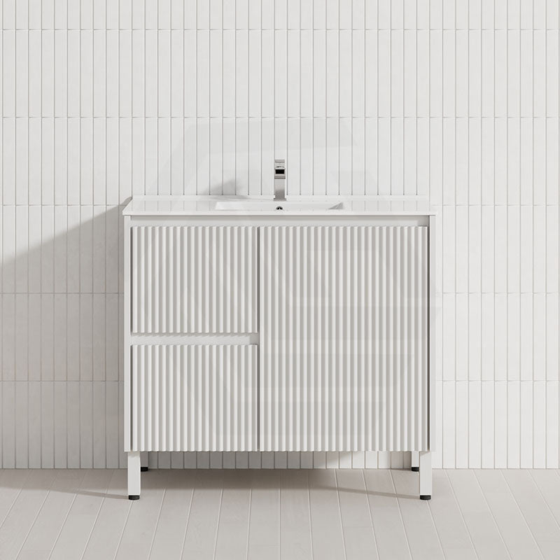 900mm Ceto Brighton Freestanding Vanity PVC Board Matt Black/White Linear Surface