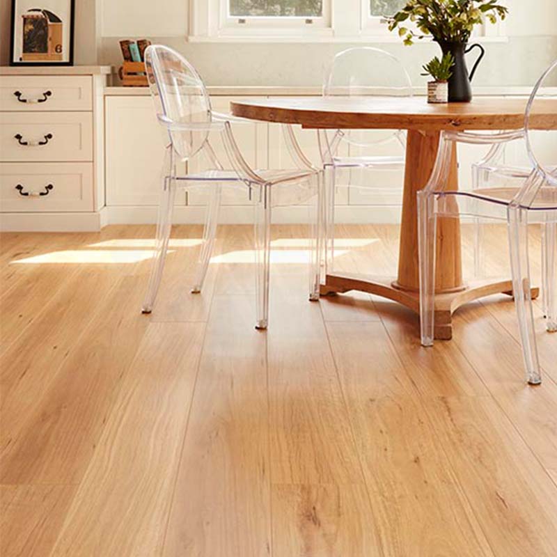 Preference Floors OAKLEAF Embossed Matte OL Blackbutt 8mm AC3 Laminate Flooring